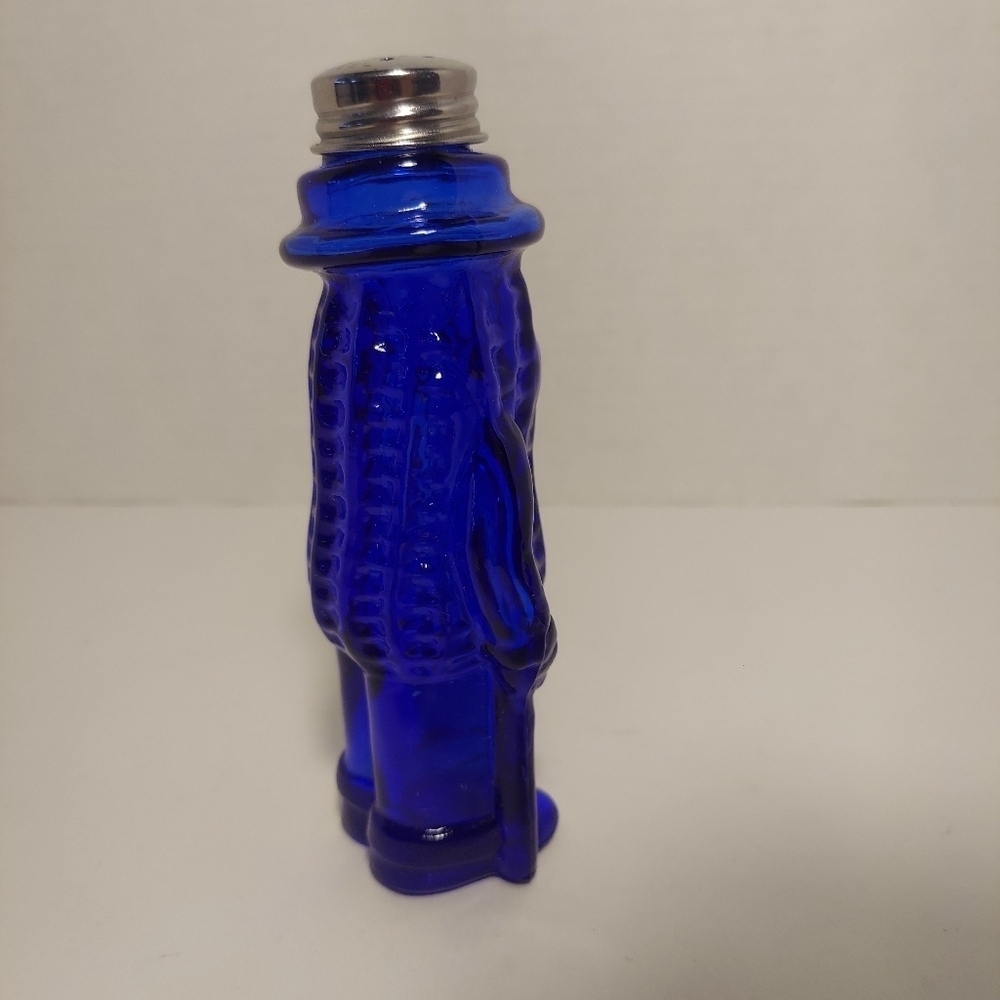 PLANTERS MR. PEANUT Cobalt Blue Glass Salt / Pepper Shaker Advertising Colorful - Picture 6 of 12